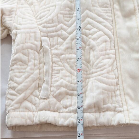 Silence+Noise White Quilted Velvet Hooded Full Zip Cropped Jacket, Size XS/S - Picture 5 of 7